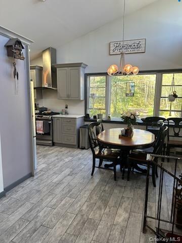 10 Dorm Drive Property Photo 12