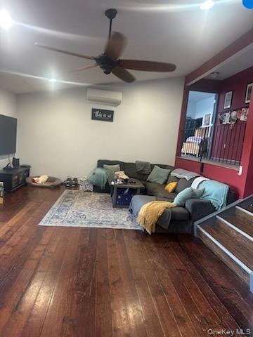 10 Dorm Drive Property Photo 18
