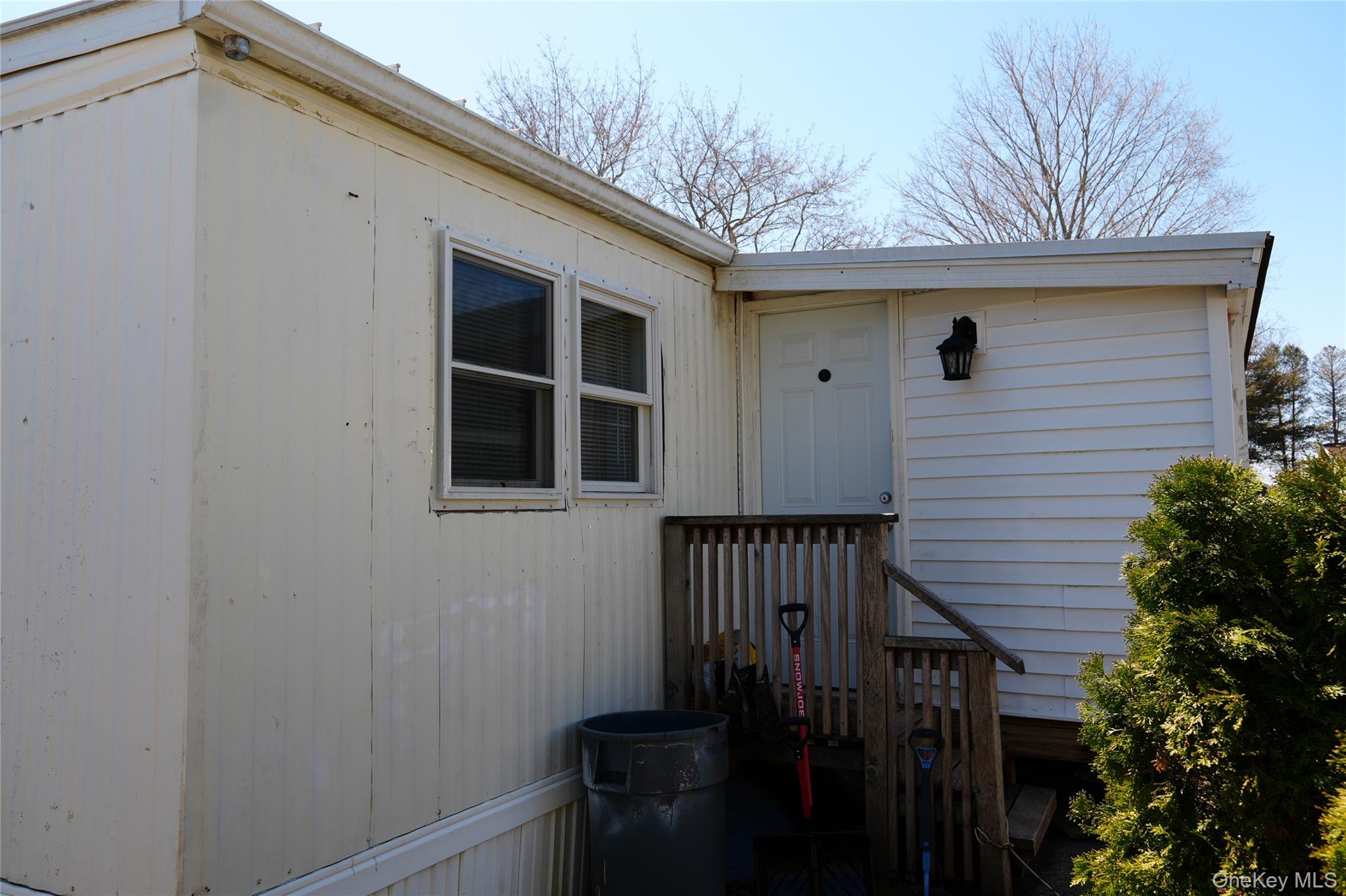 703-106 Fresh Pond Avenue Property Photo 3