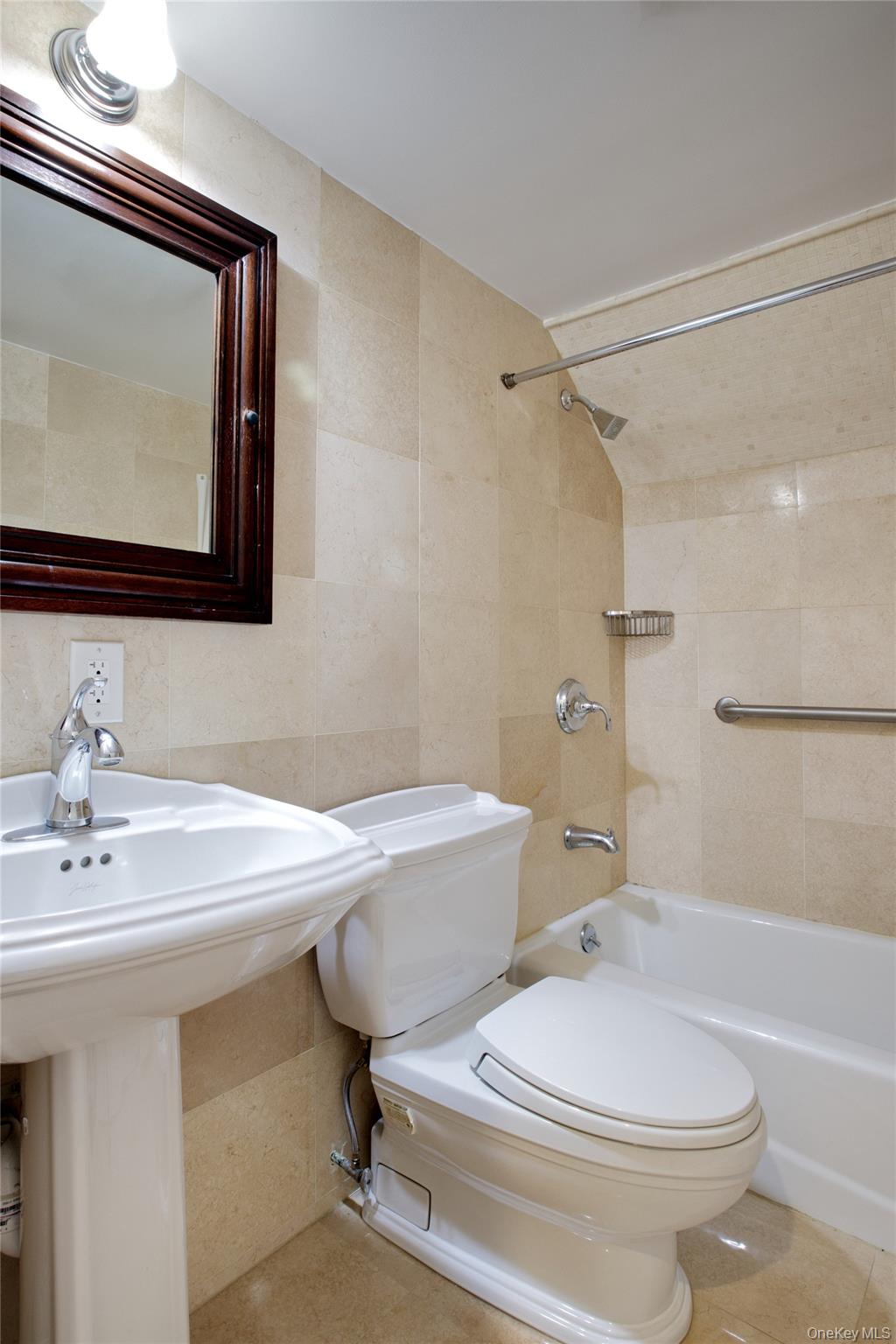 16 Arbor Road Property Photo 17