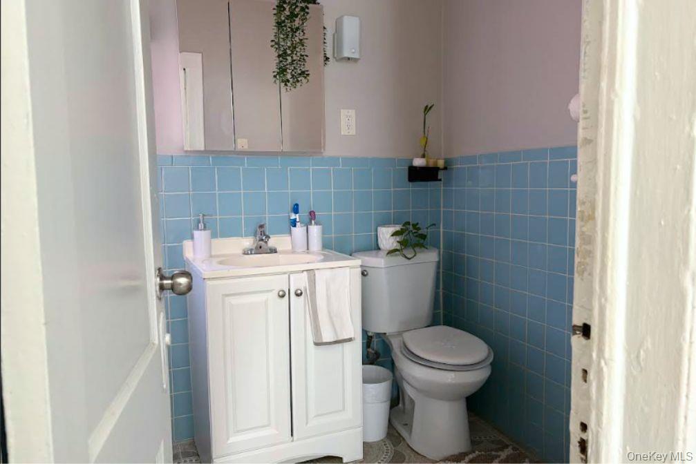 8315 Pettit Avenue Property Photo 10
