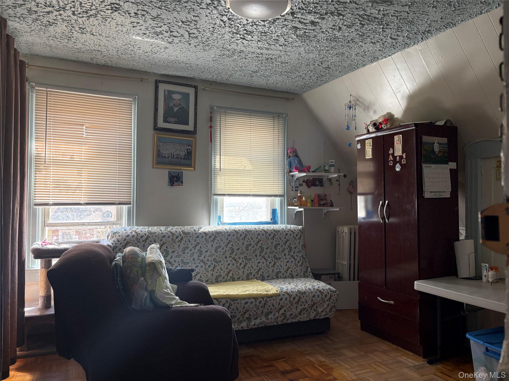8315 Pettit Avenue Property Photo 12
