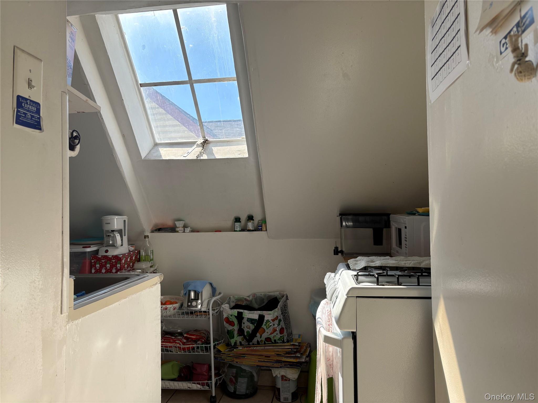 8315 Pettit Avenue Property Photo 13