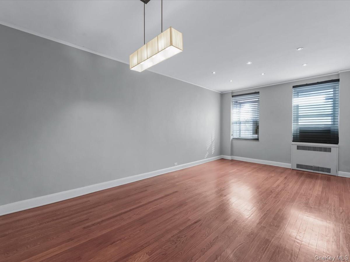 34-20 79th Street 2j/2i Property Photo 7