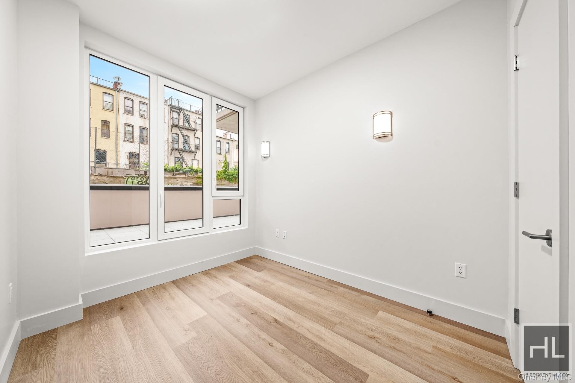 91 Bruckner Boulevard 105 Property Photo 5
