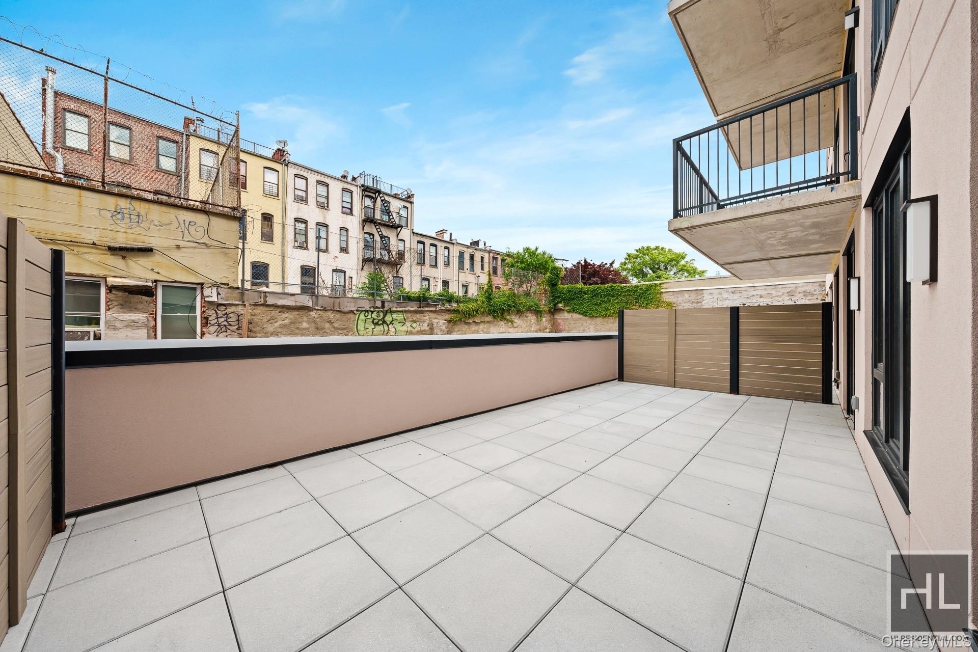 91 Bruckner Boulevard 105 Property Photo 7