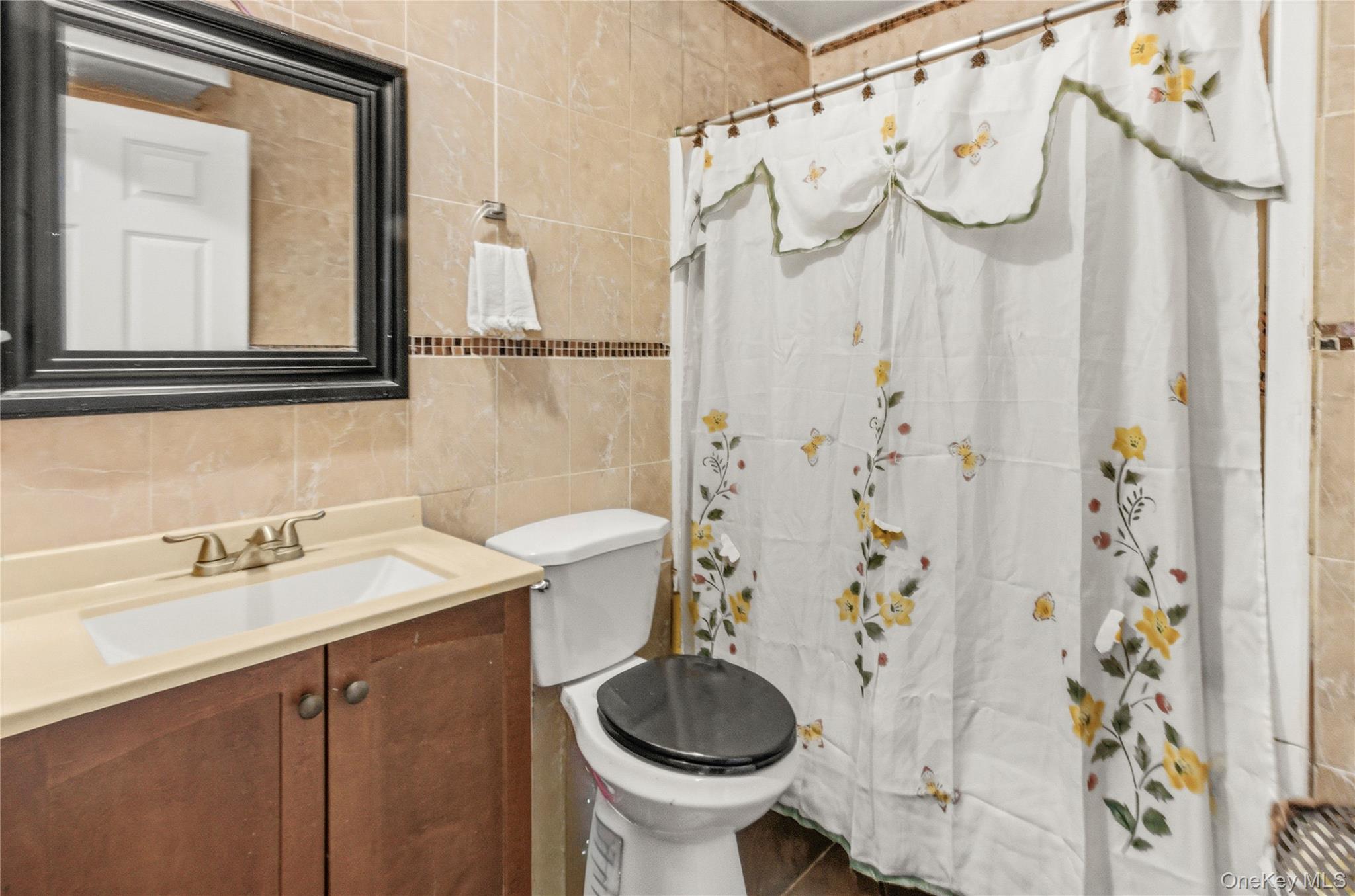 592 Beech Terrace Property Photo 18