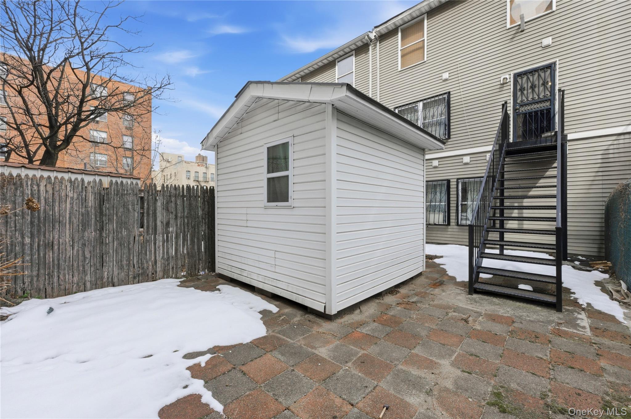 592 Beech Terrace Property Photo 19
