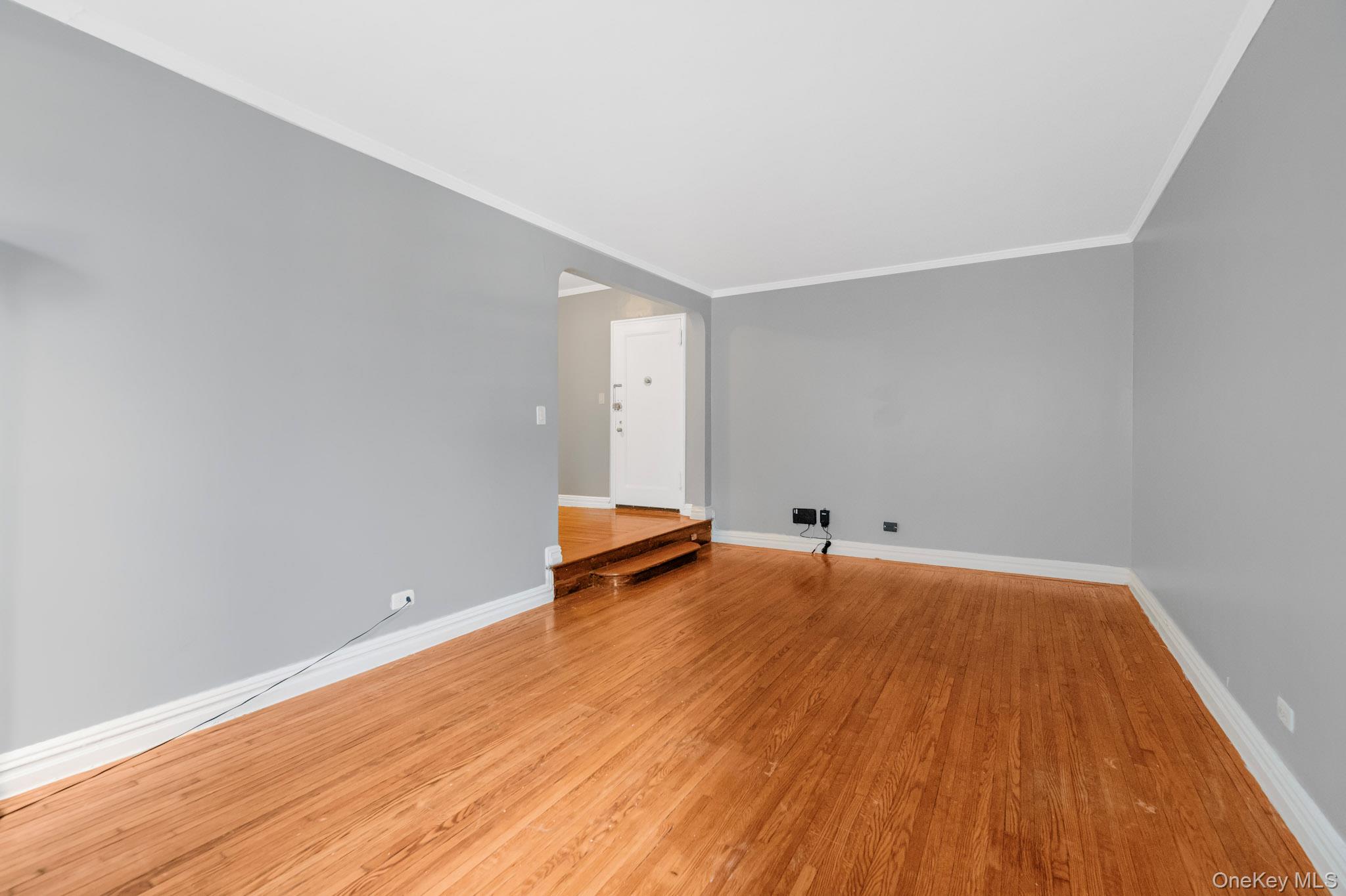 306 E Mosholu Parkway 1f Property Photo 5