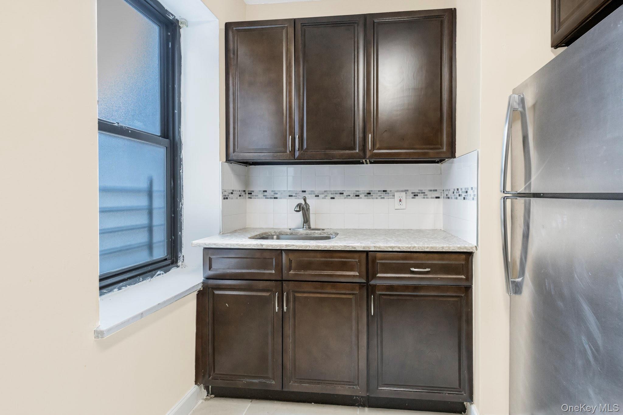 306 E Mosholu Parkway 1f Property Photo 9