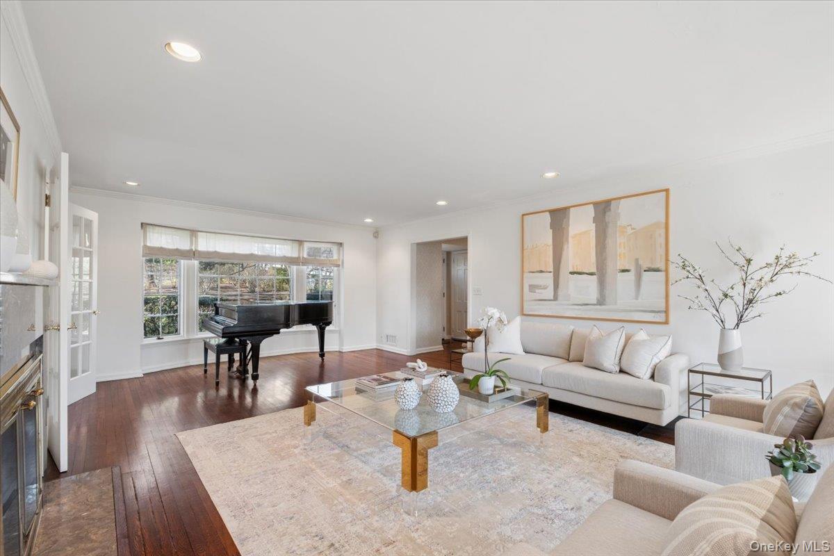 1 Normandy Lane Property Photo 7