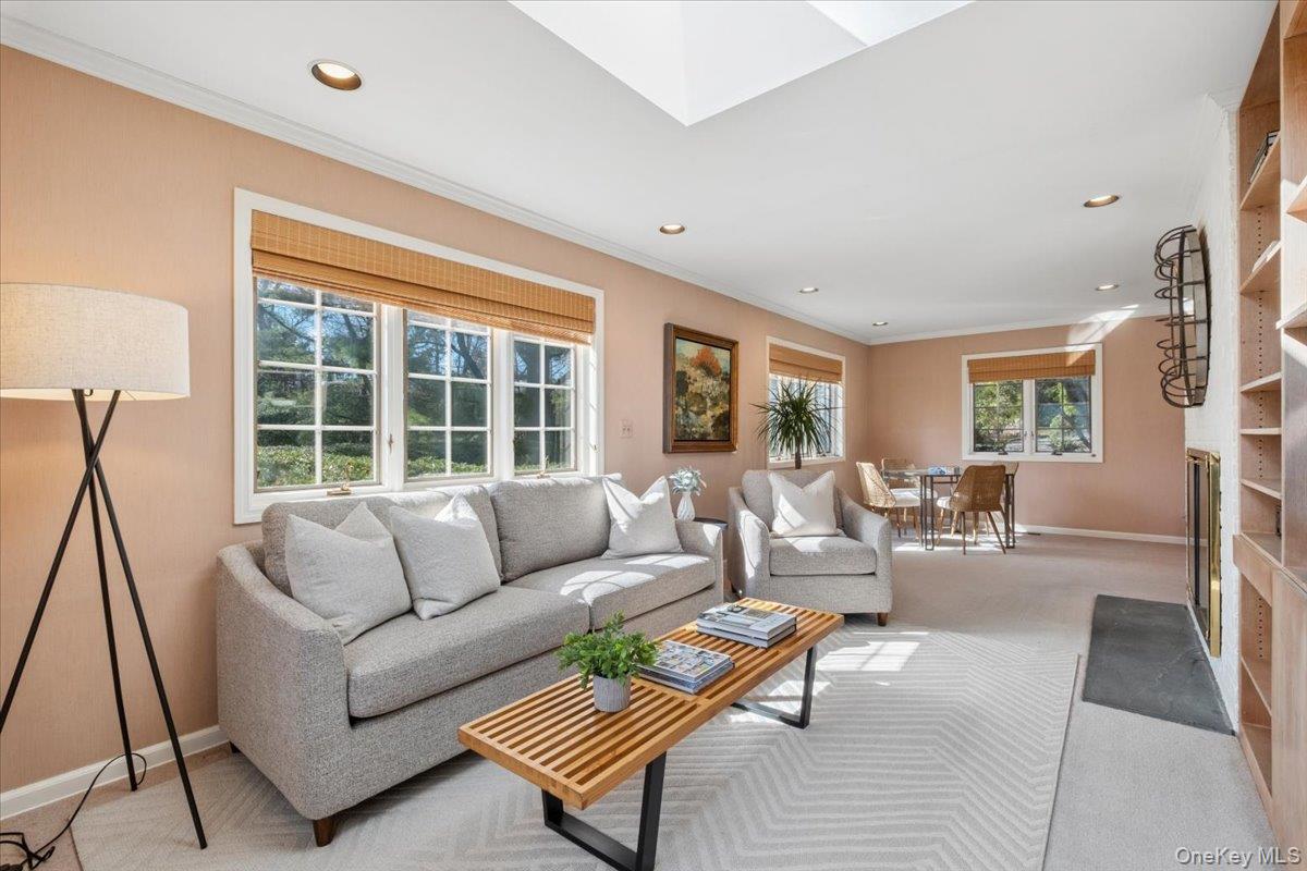 1 Normandy Lane Property Photo 10