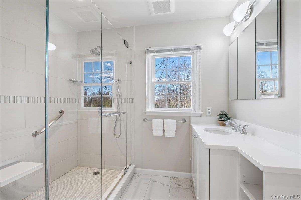 1 Normandy Lane Property Photo 26