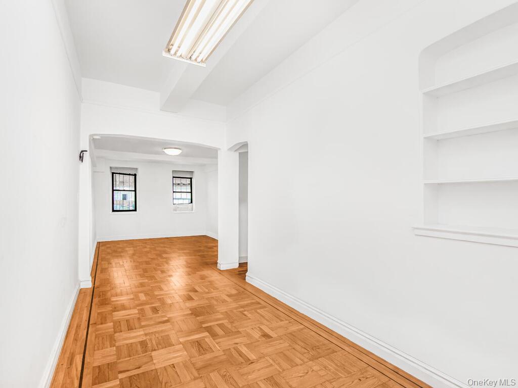 860 Grand Concourse 1i Property Photo 1
