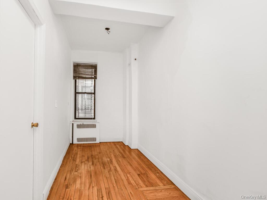 860 Grand Concourse 1i Property Photo 2