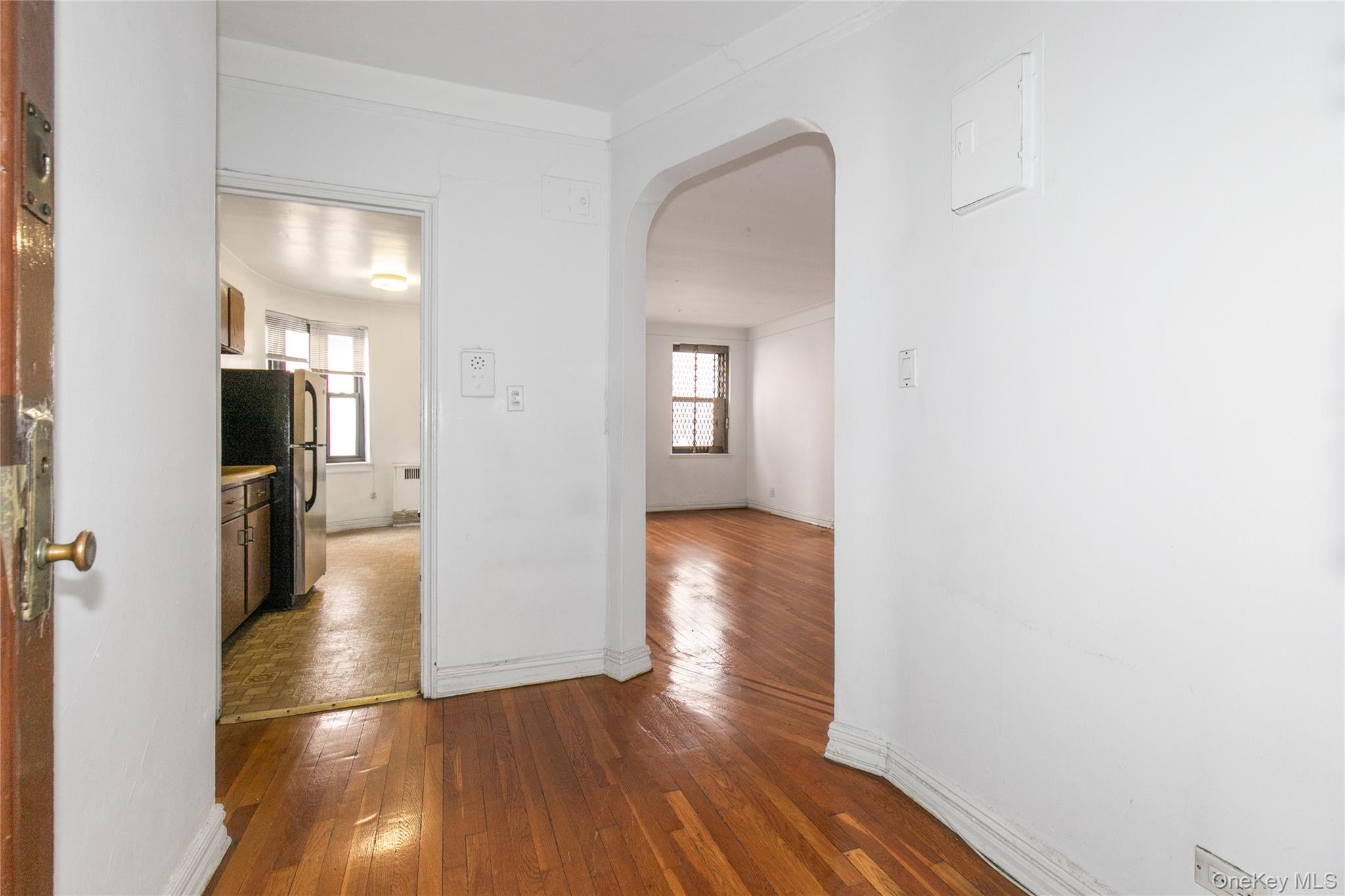 83-06 Vietor Avenue 4R Property Photo 1