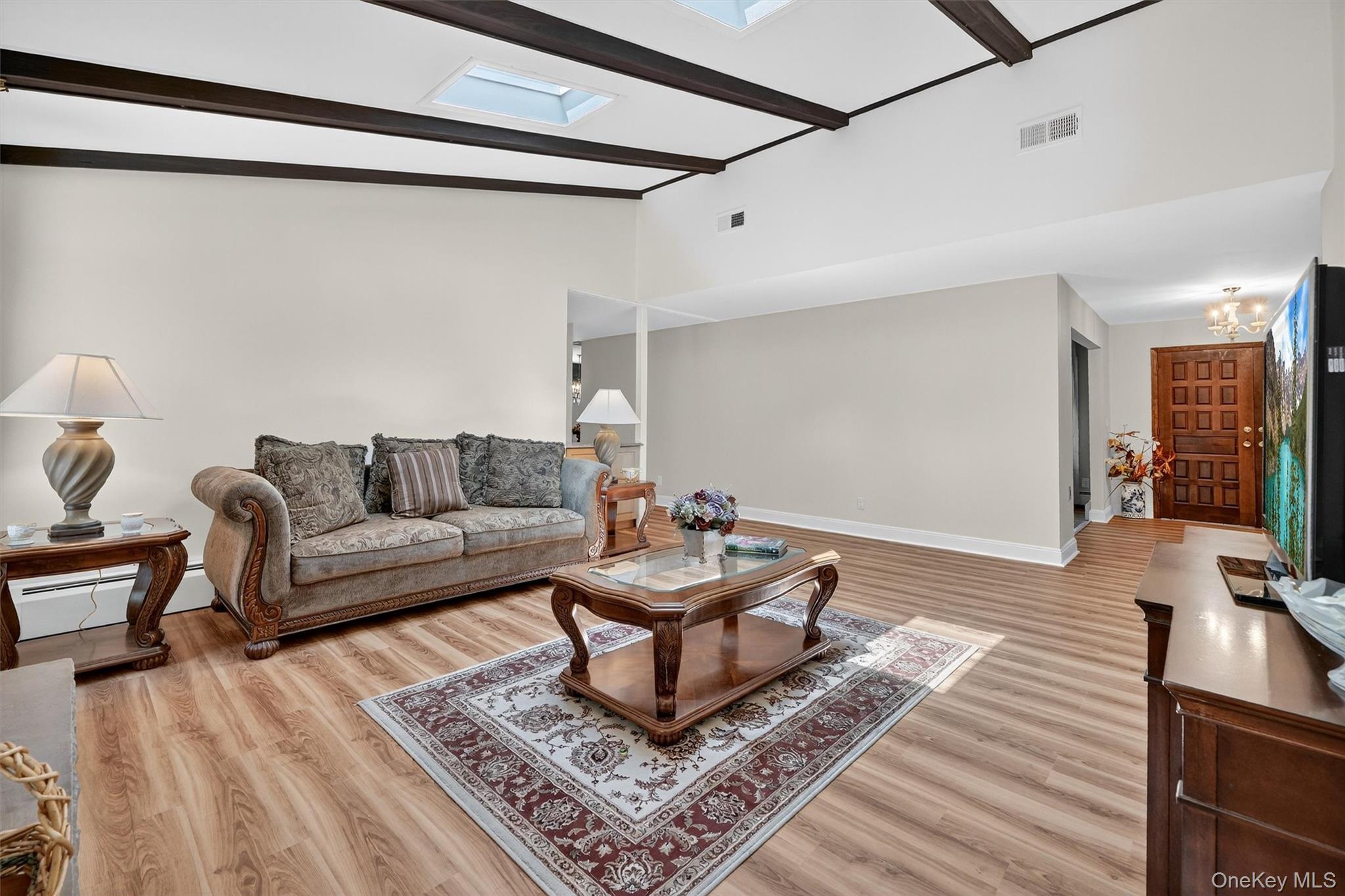 10 Wesley Court Property Photo 15
