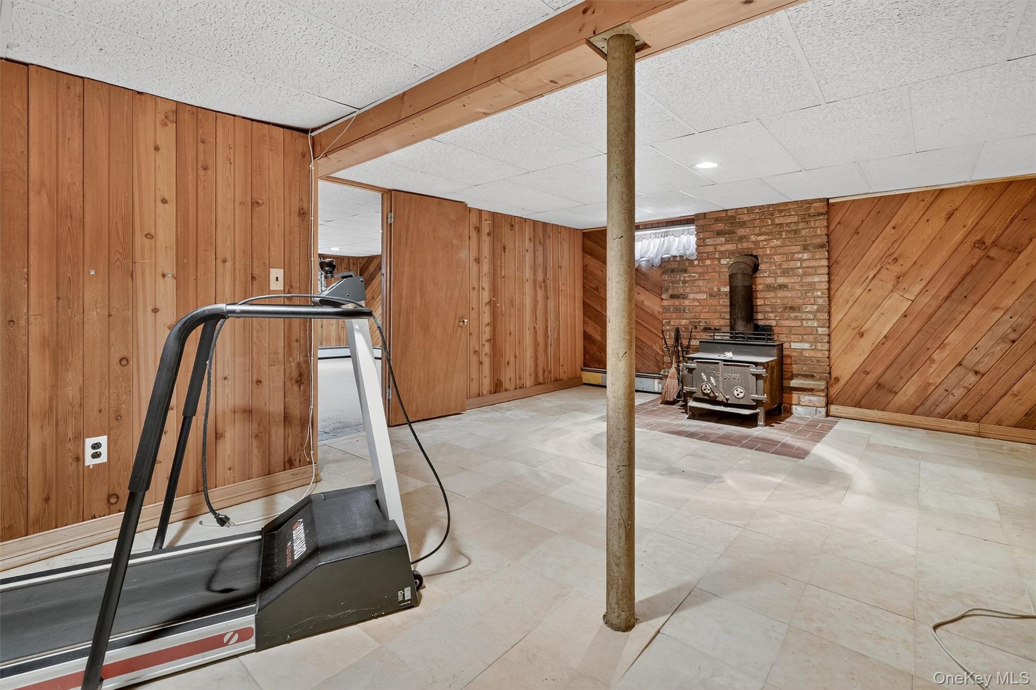 10 Wesley Court Property Photo 37