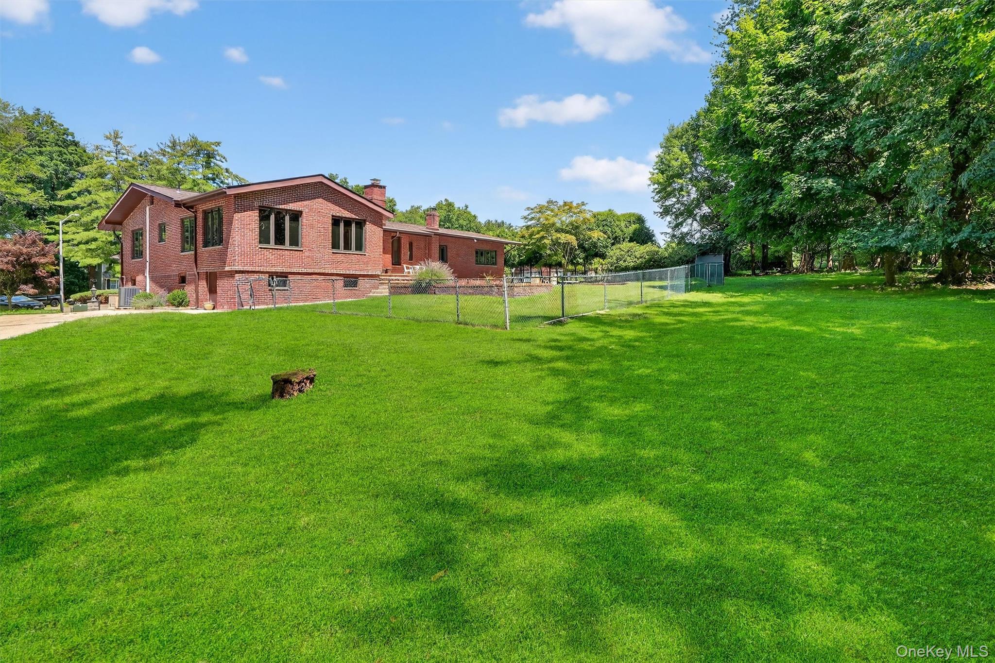 10 Wesley Court Property Photo 43