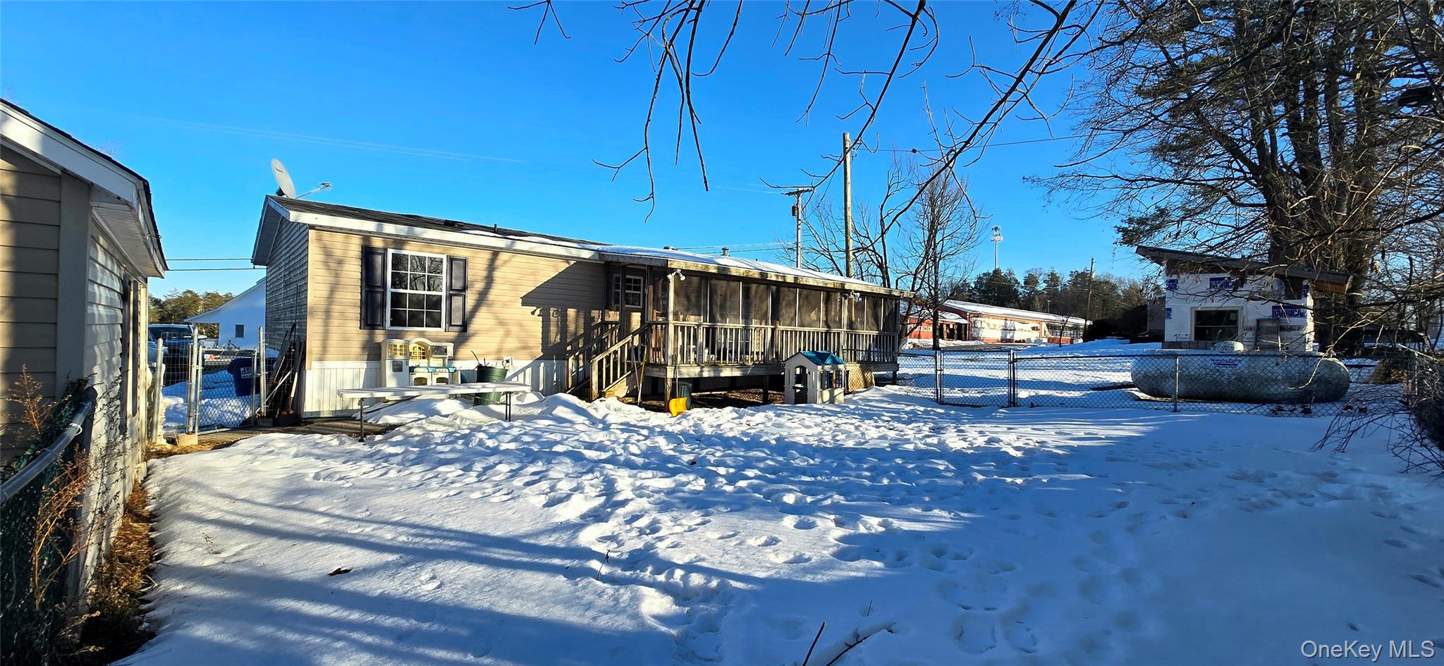 325 Mueller Road Property Photo 18