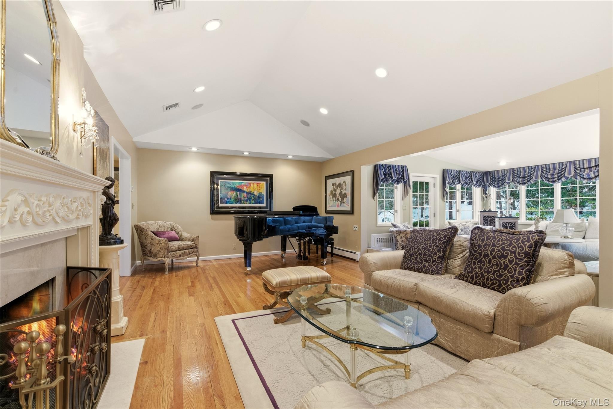 1017 Friendly Road Property Photo 11