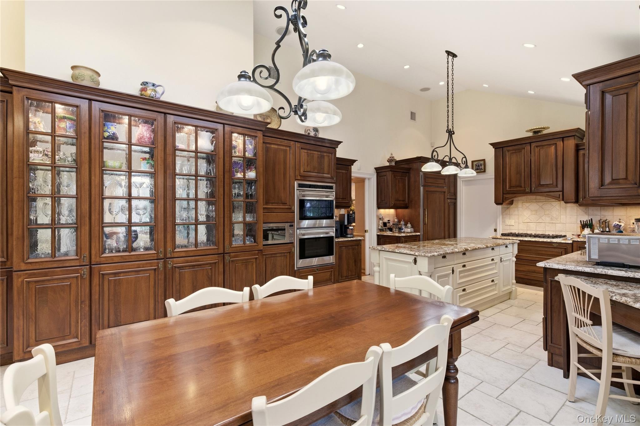 1017 Friendly Road Property Photo 16