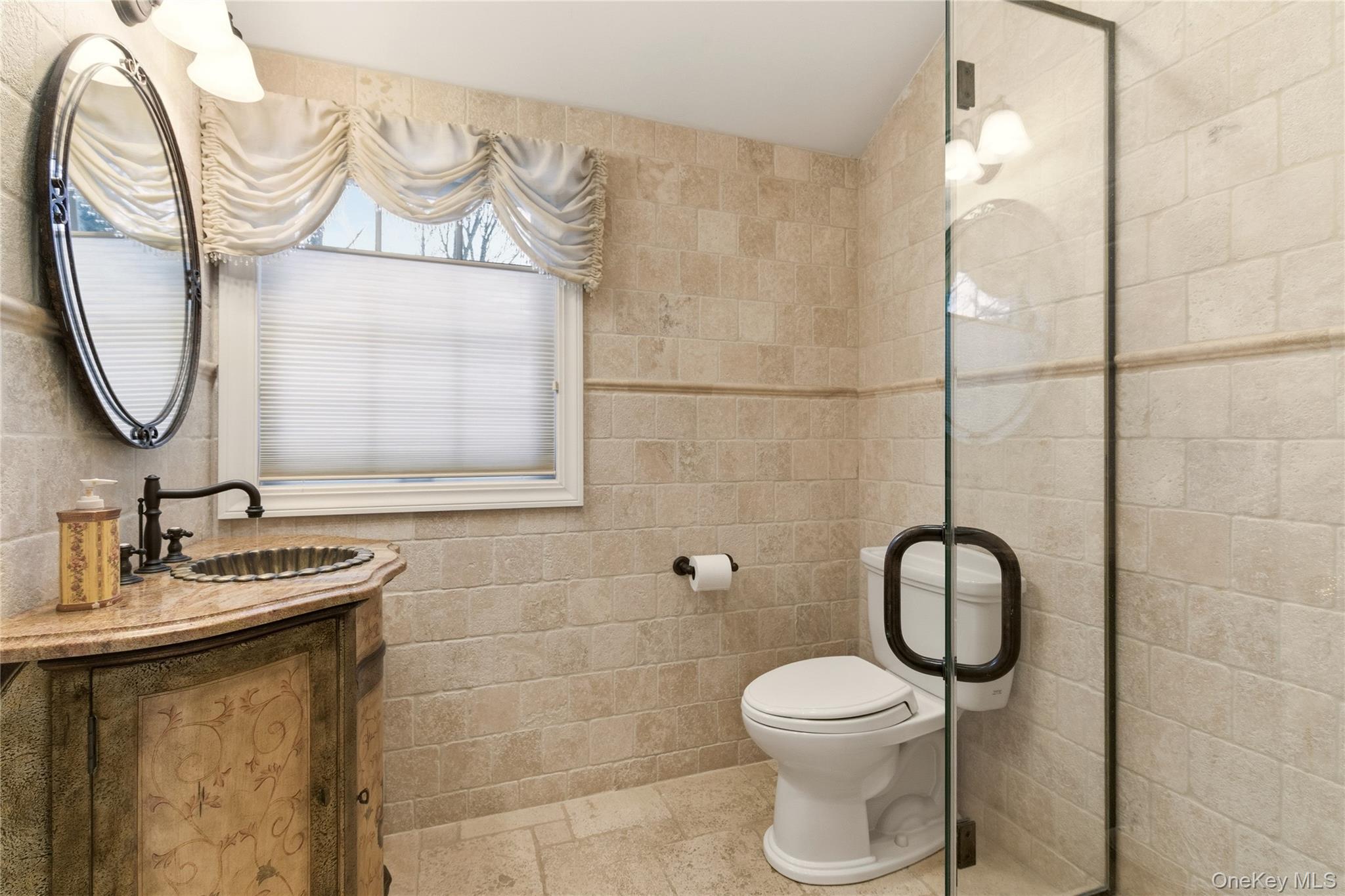 1017 Friendly Road Property Photo 20