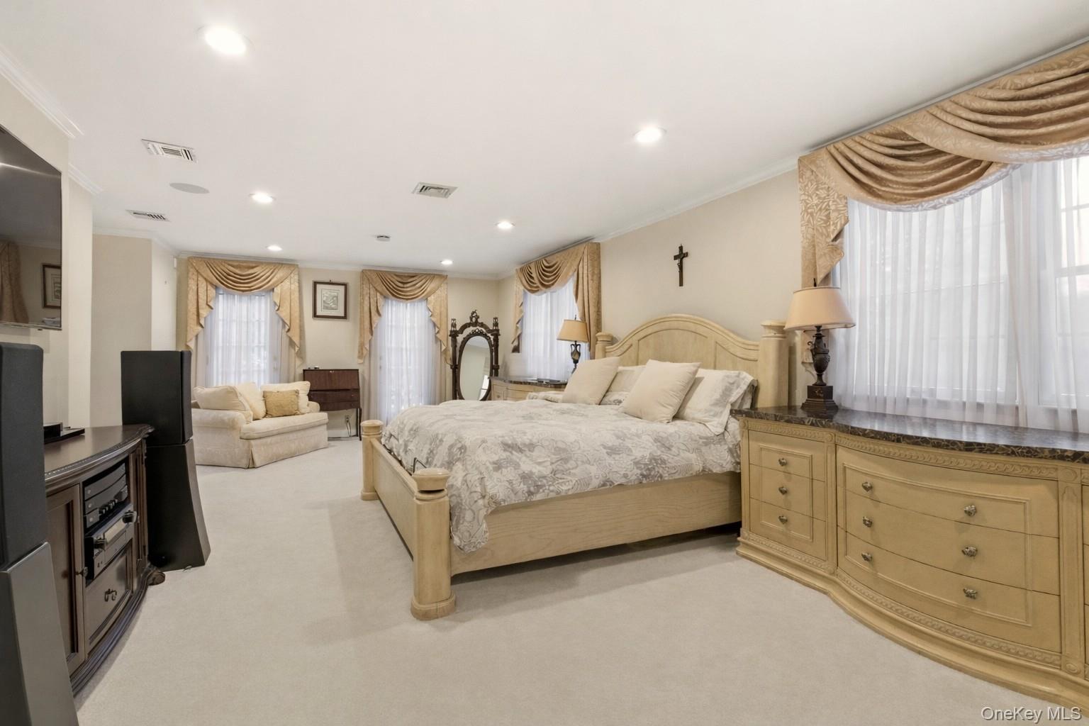 1017 Friendly Road Property Photo 22