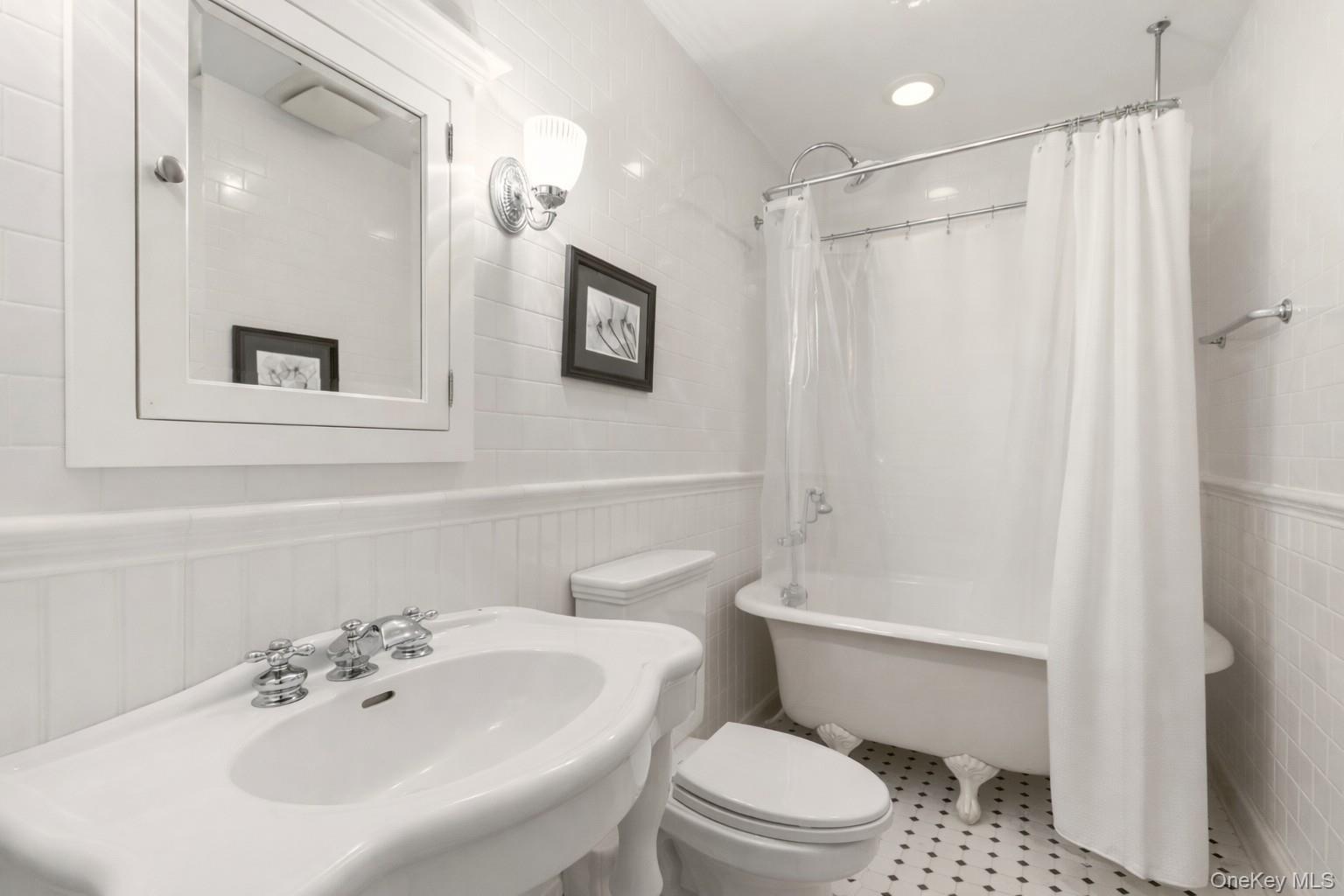 1017 Friendly Road Property Photo 28