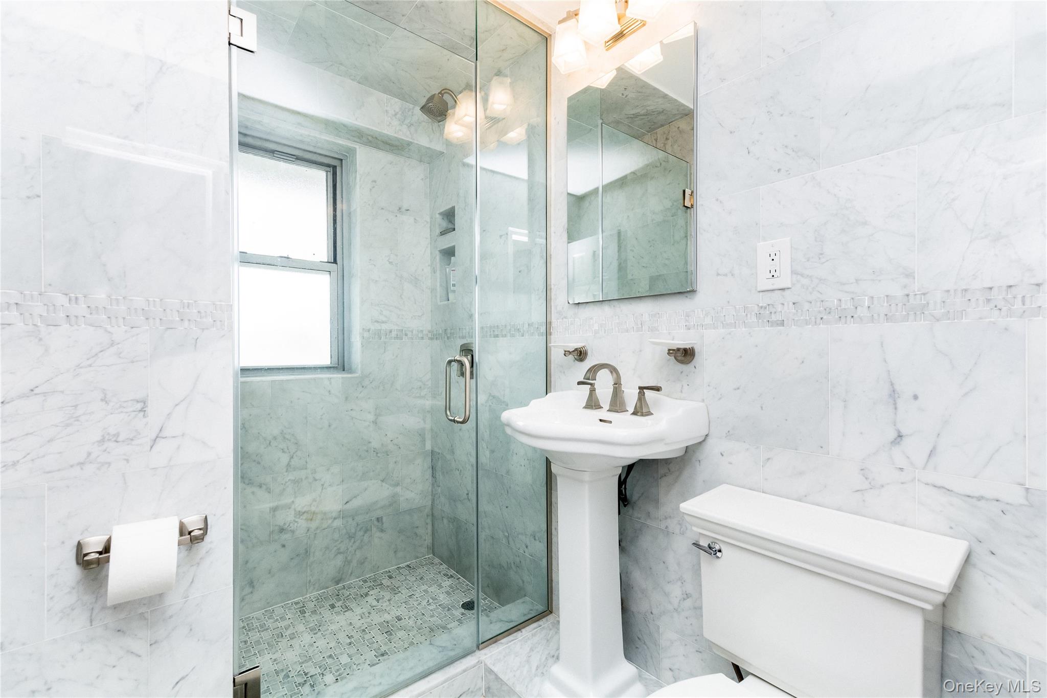 2500 Johnson Avenue 9p Property Photo 6
