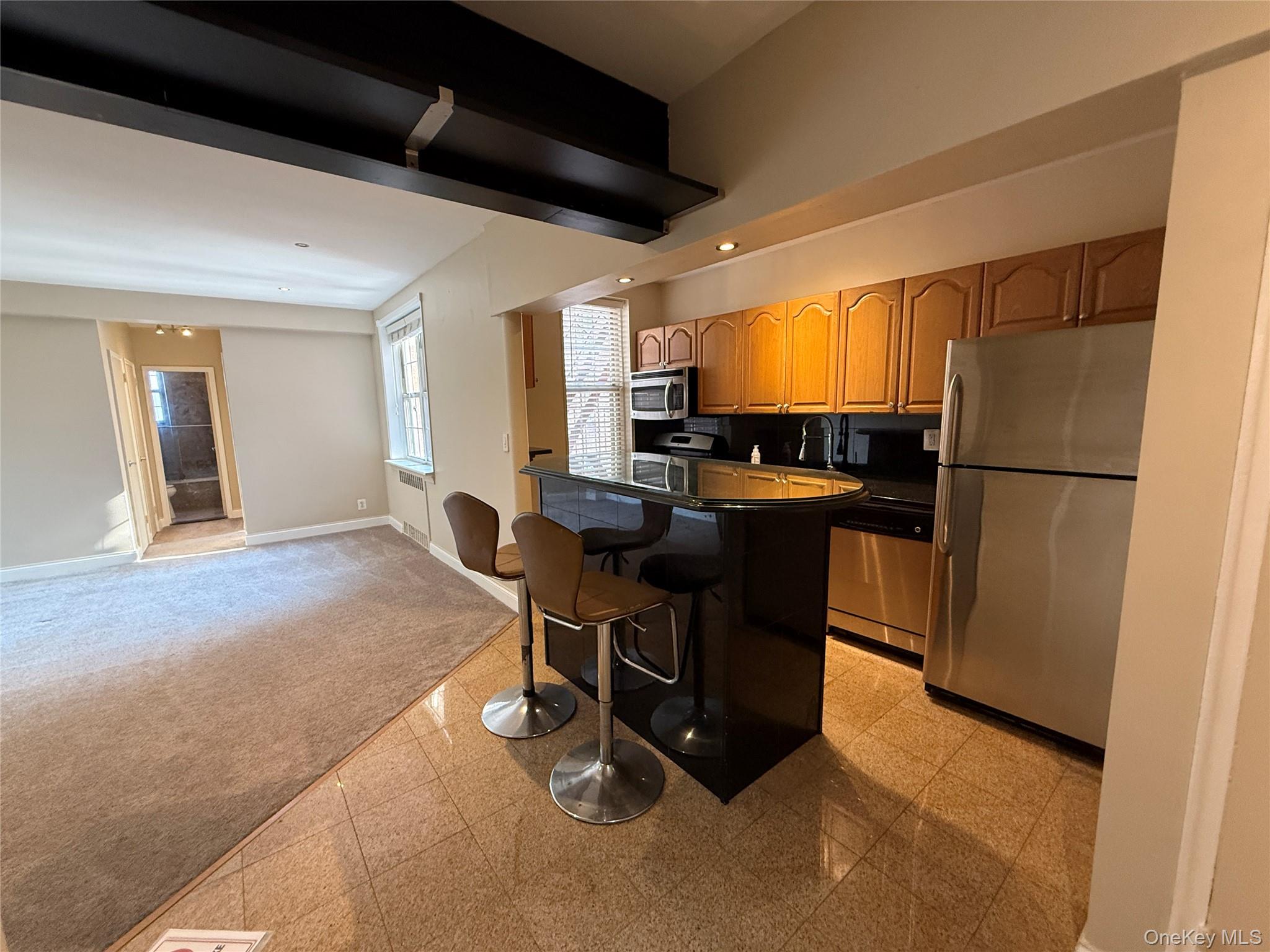 796 Bronx River Road B38 Property Photo 3