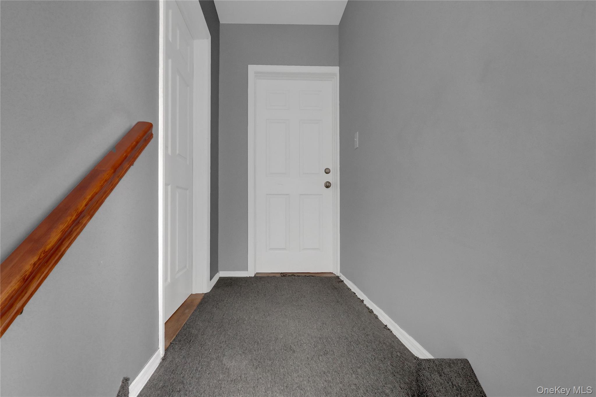 882 Hempstead Turnpike Property Photo 12