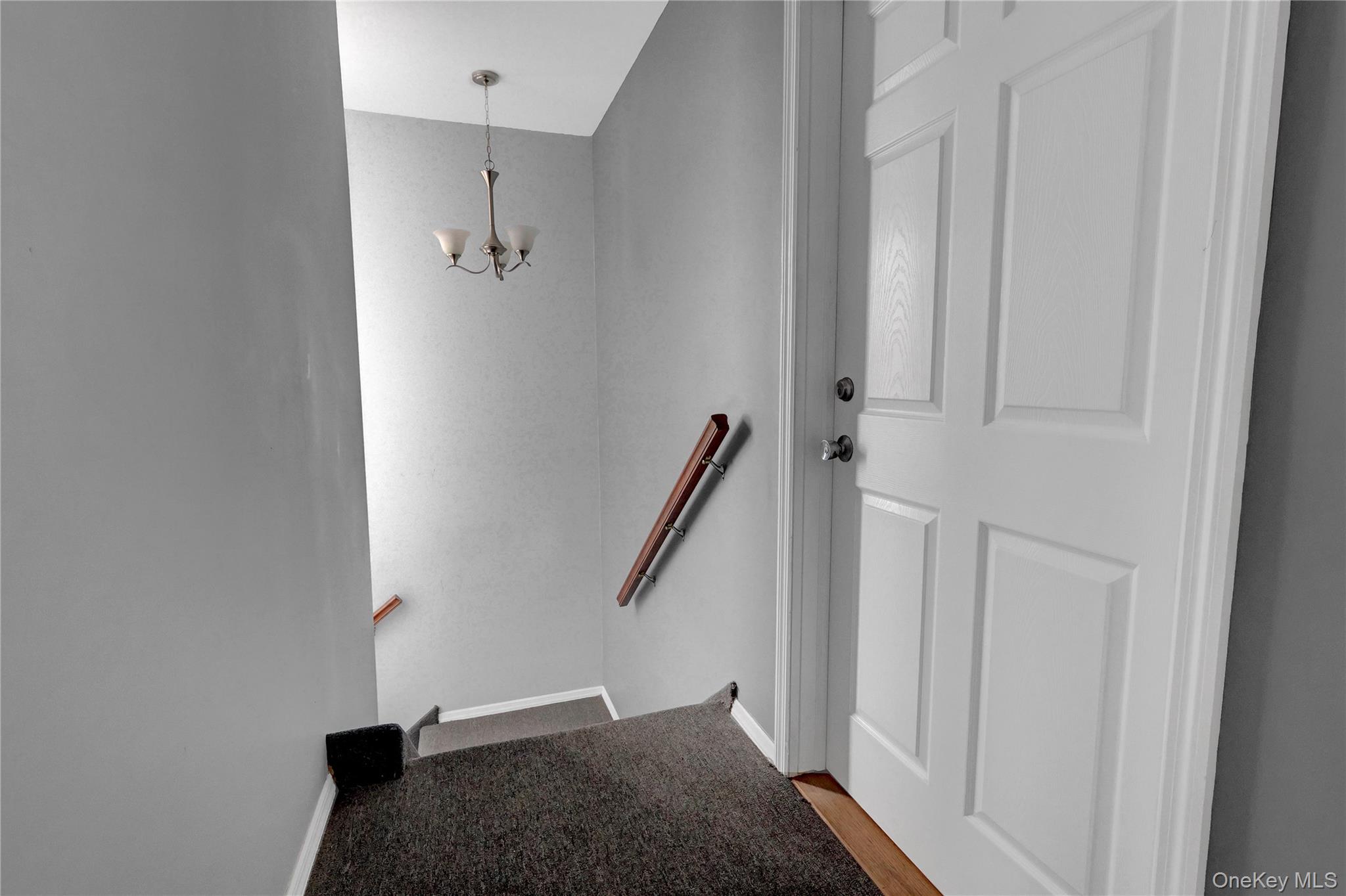 882 Hempstead Turnpike Property Photo 13
