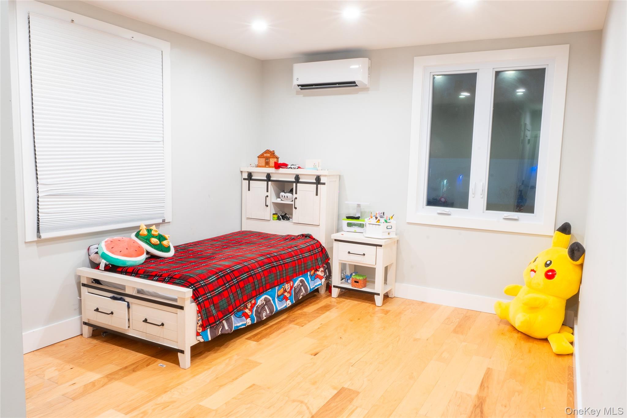 4 Riverside Avenue Property Photo 9