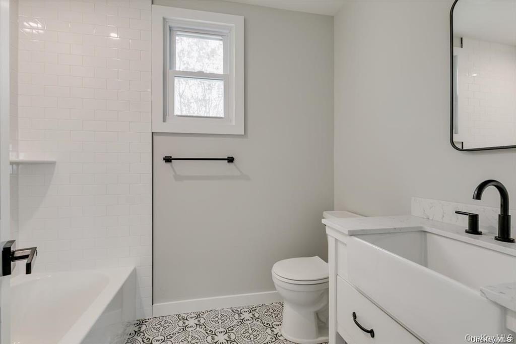 4 Riverside Avenue Property Photo 10