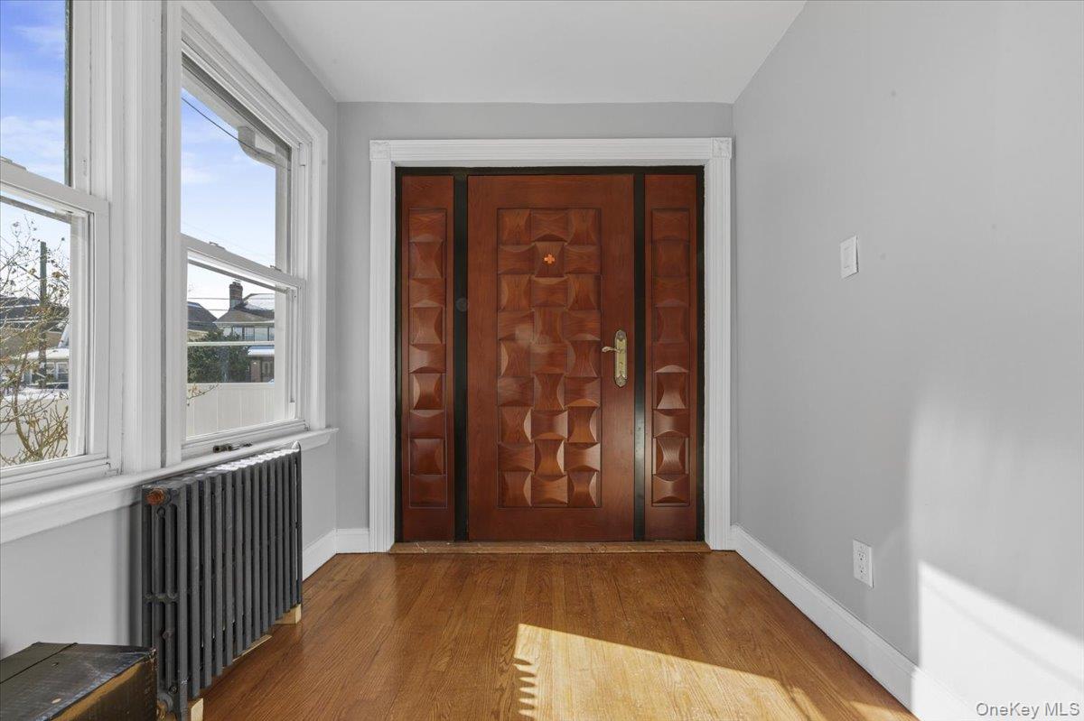 10973 200th Street Property Photo 2