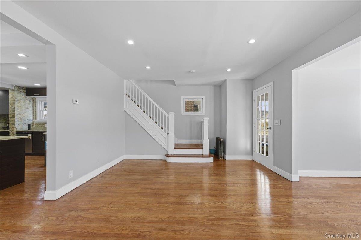 10973 200th Street Property Photo 5