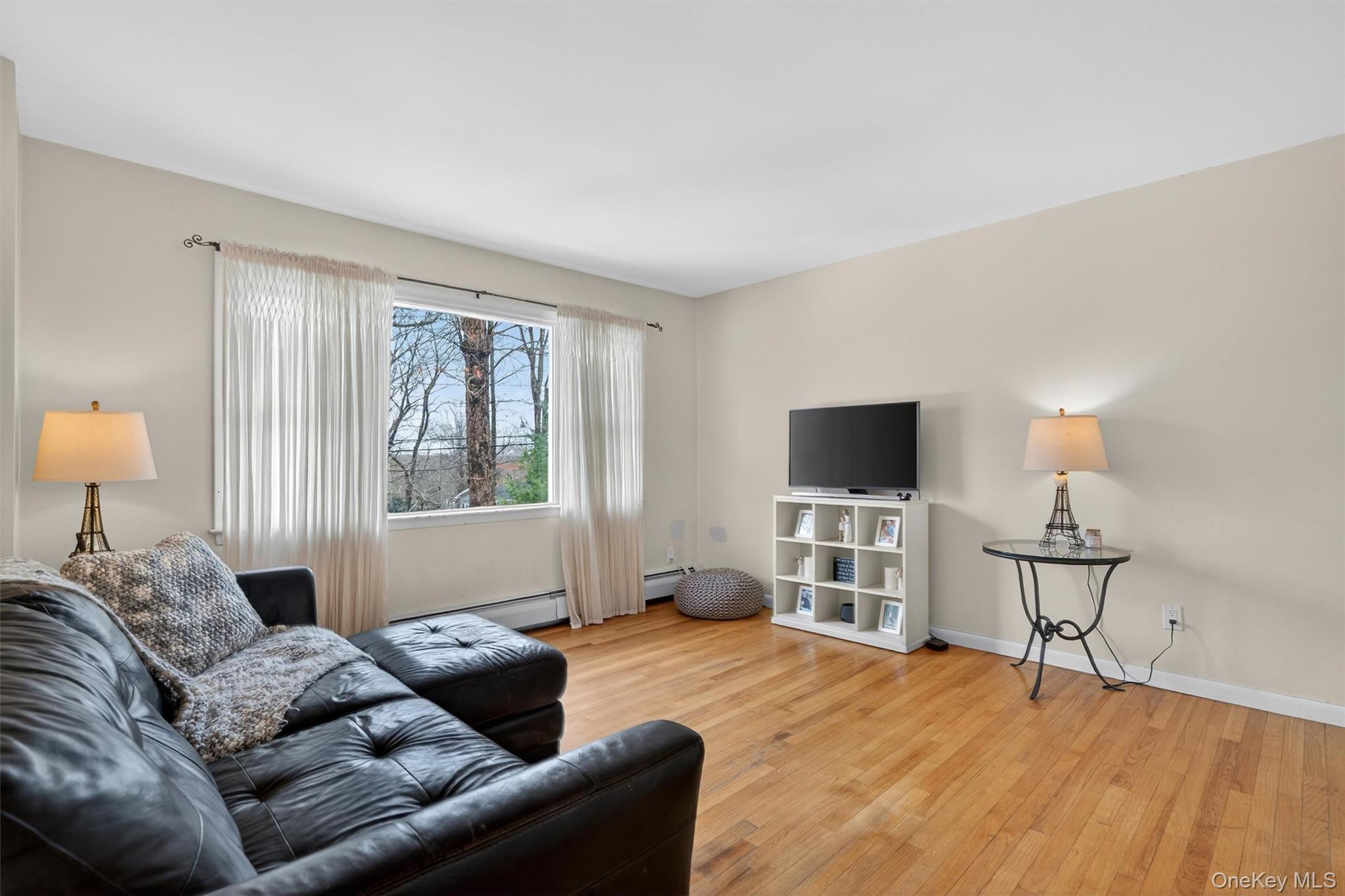 9 Eros Drive Property Photo 6