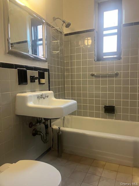 139-15 83rd Avenue 506 Property Photo 7
