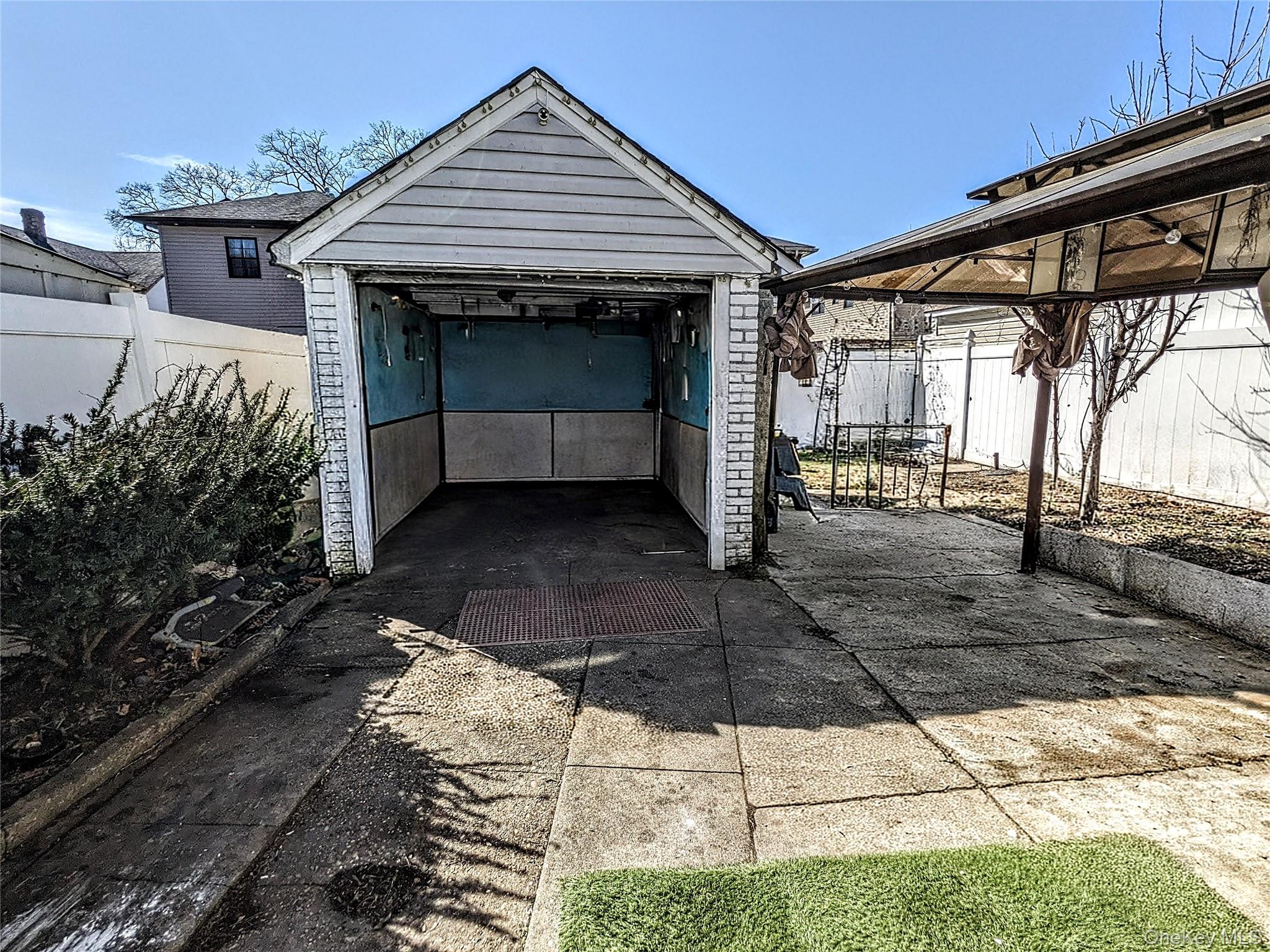 11122 178th Street Property Photo 14
