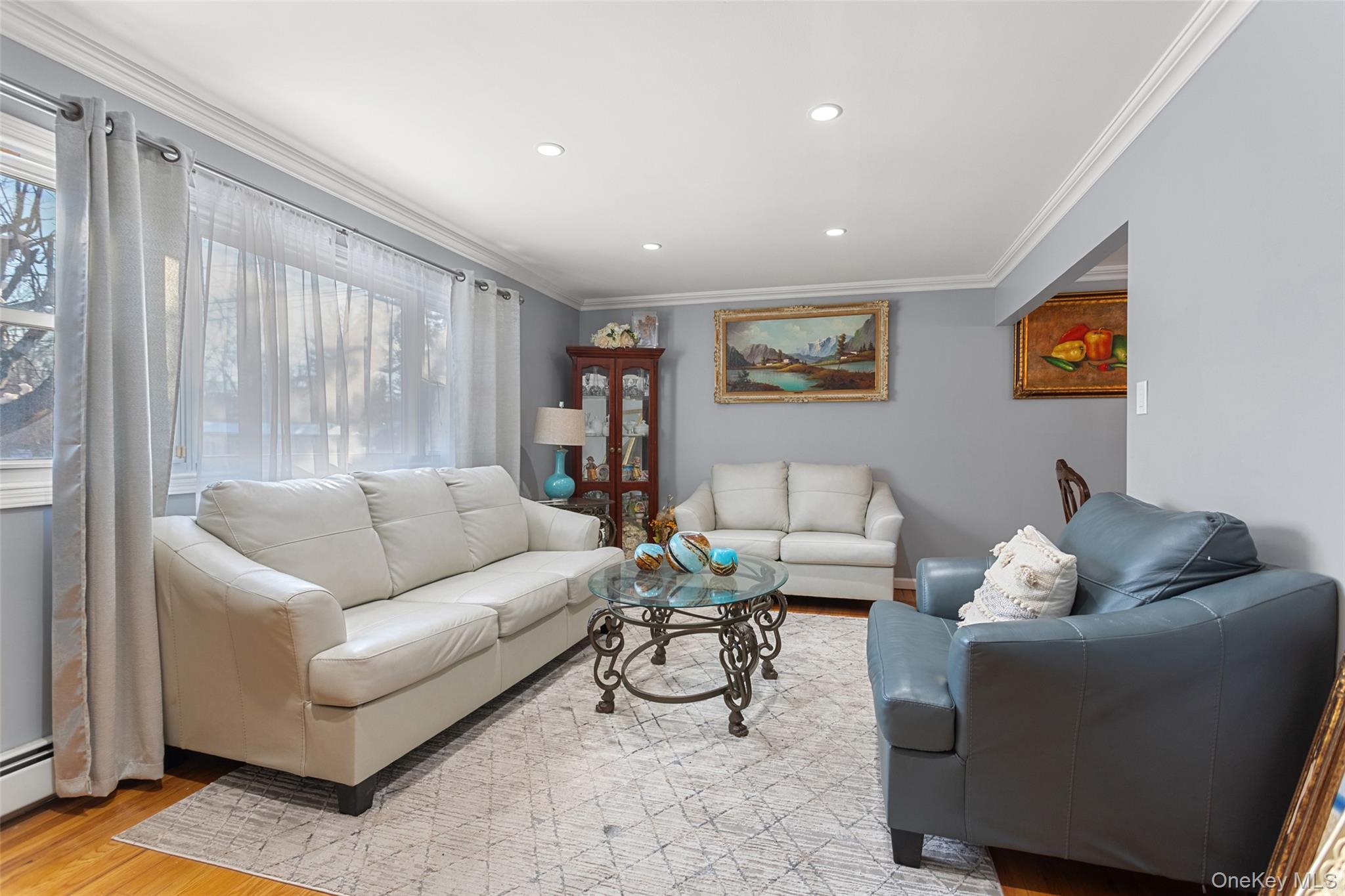 6 Merrick Lane Property Photo 6