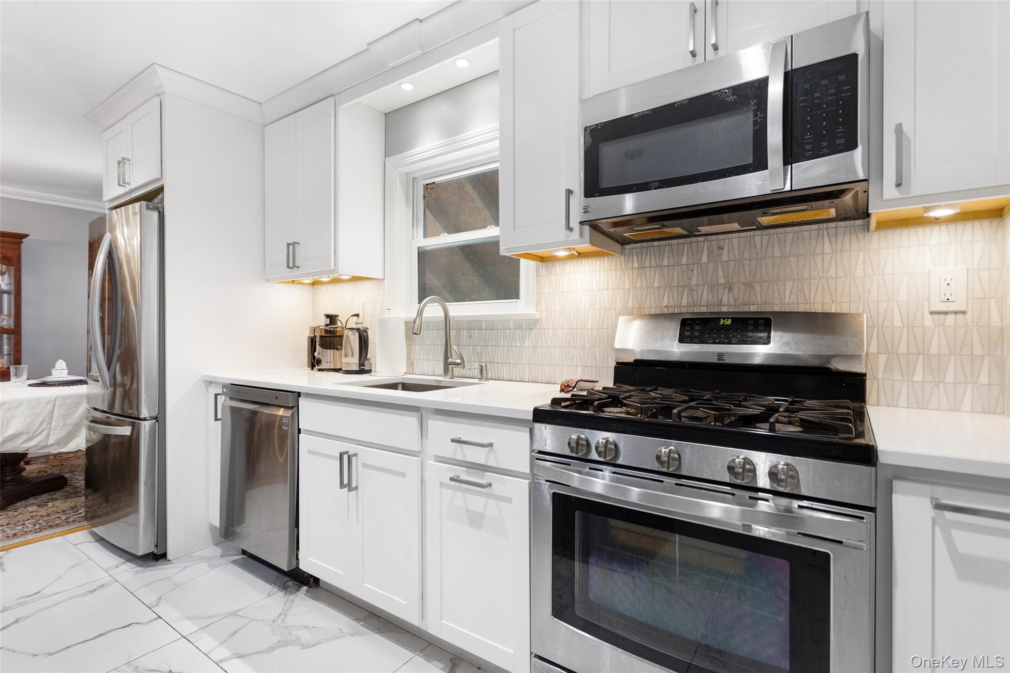 6 Merrick Lane Property Photo 13