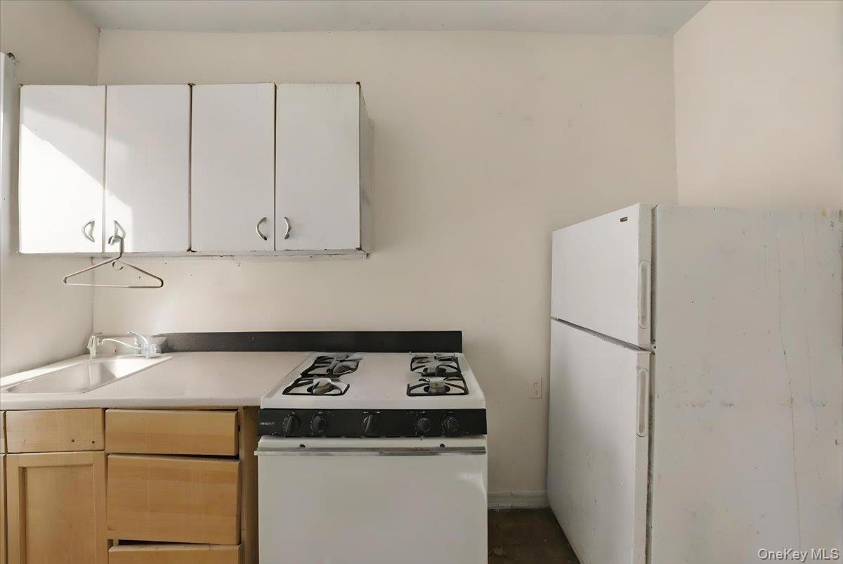 17-19 W 108th Street 92 Property Photo 9