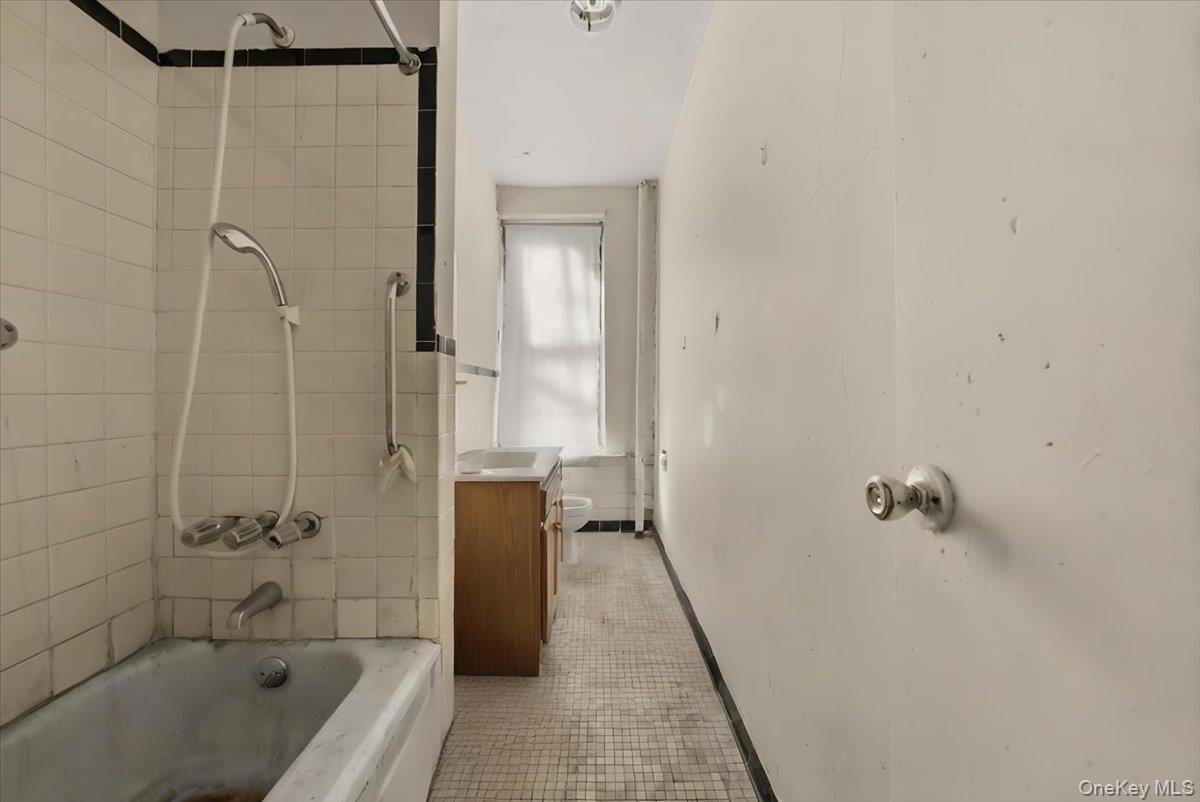 17-19 W 108th Street 92 Property Photo 11
