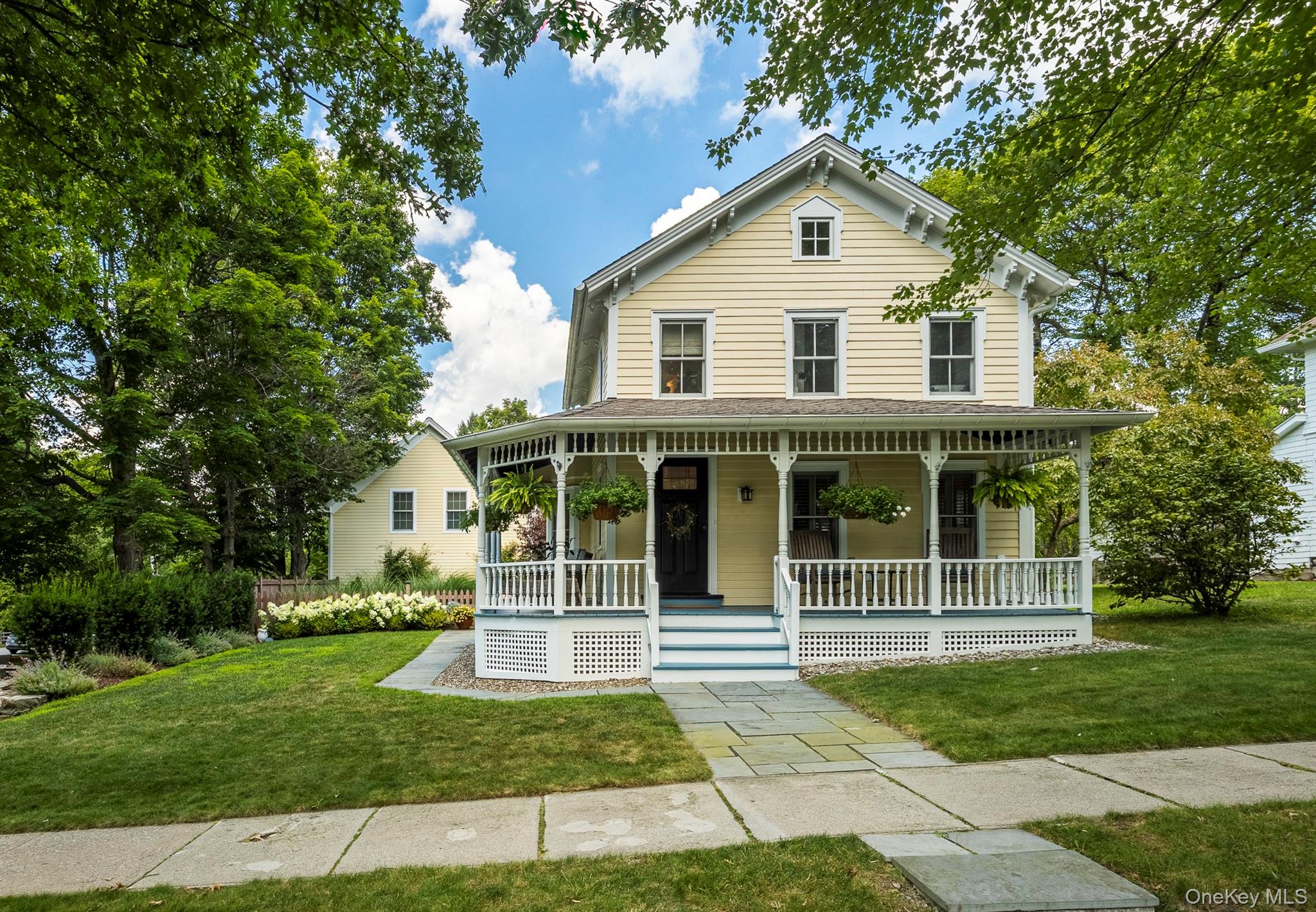 3311 Franklin Avenue Property Photo 1