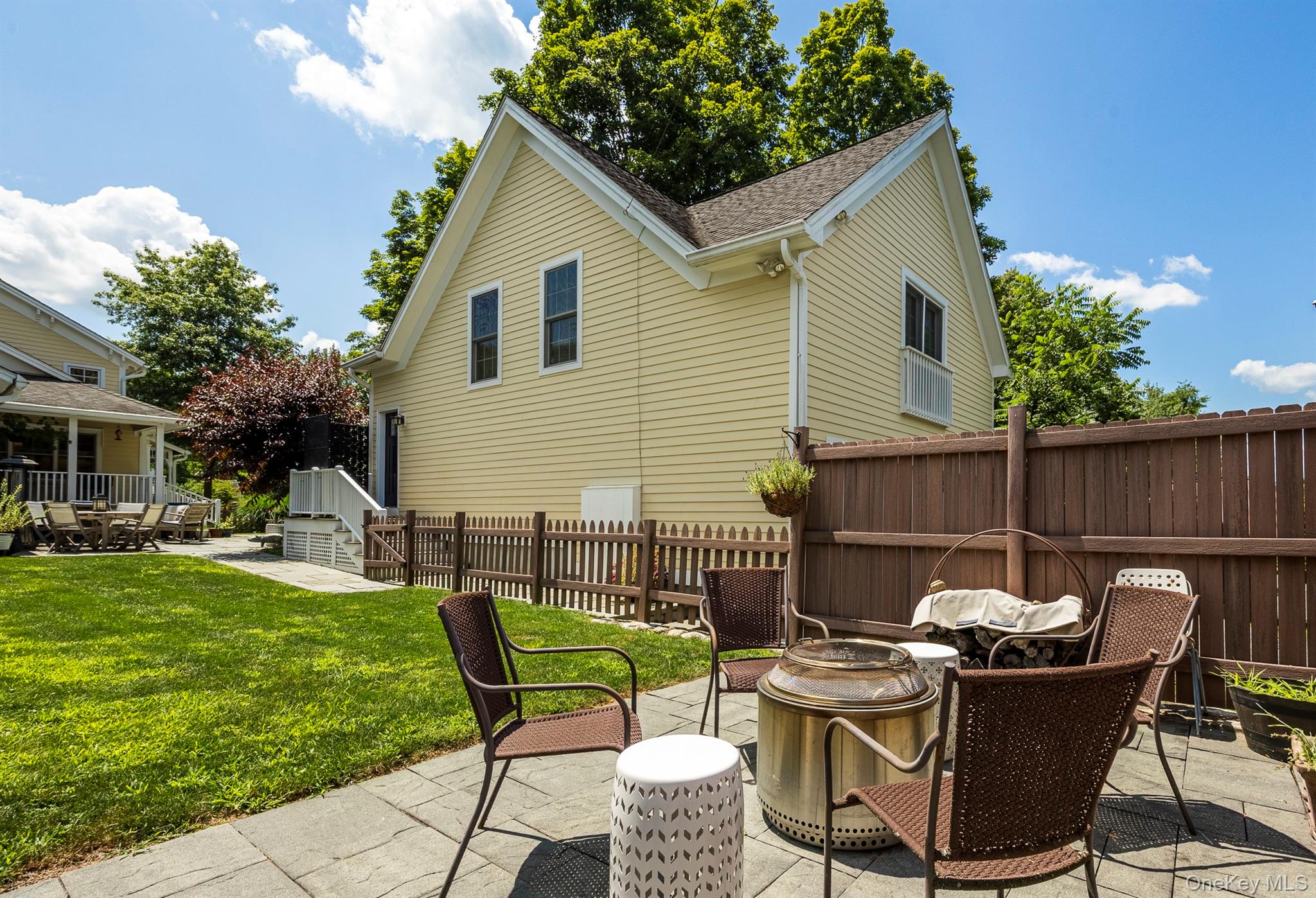 3311 Franklin Avenue Property Photo 5