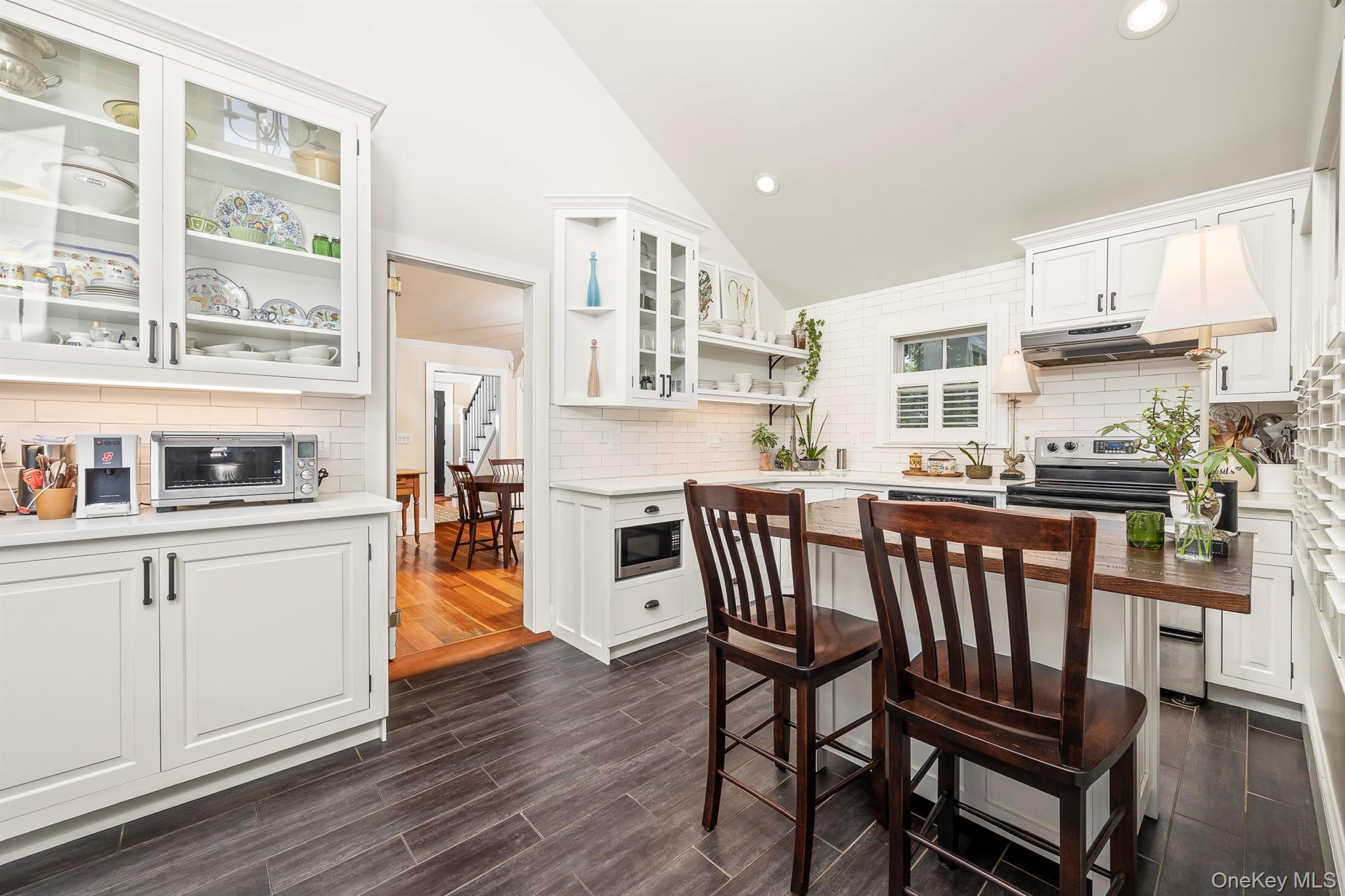 3311 Franklin Avenue Property Photo 11