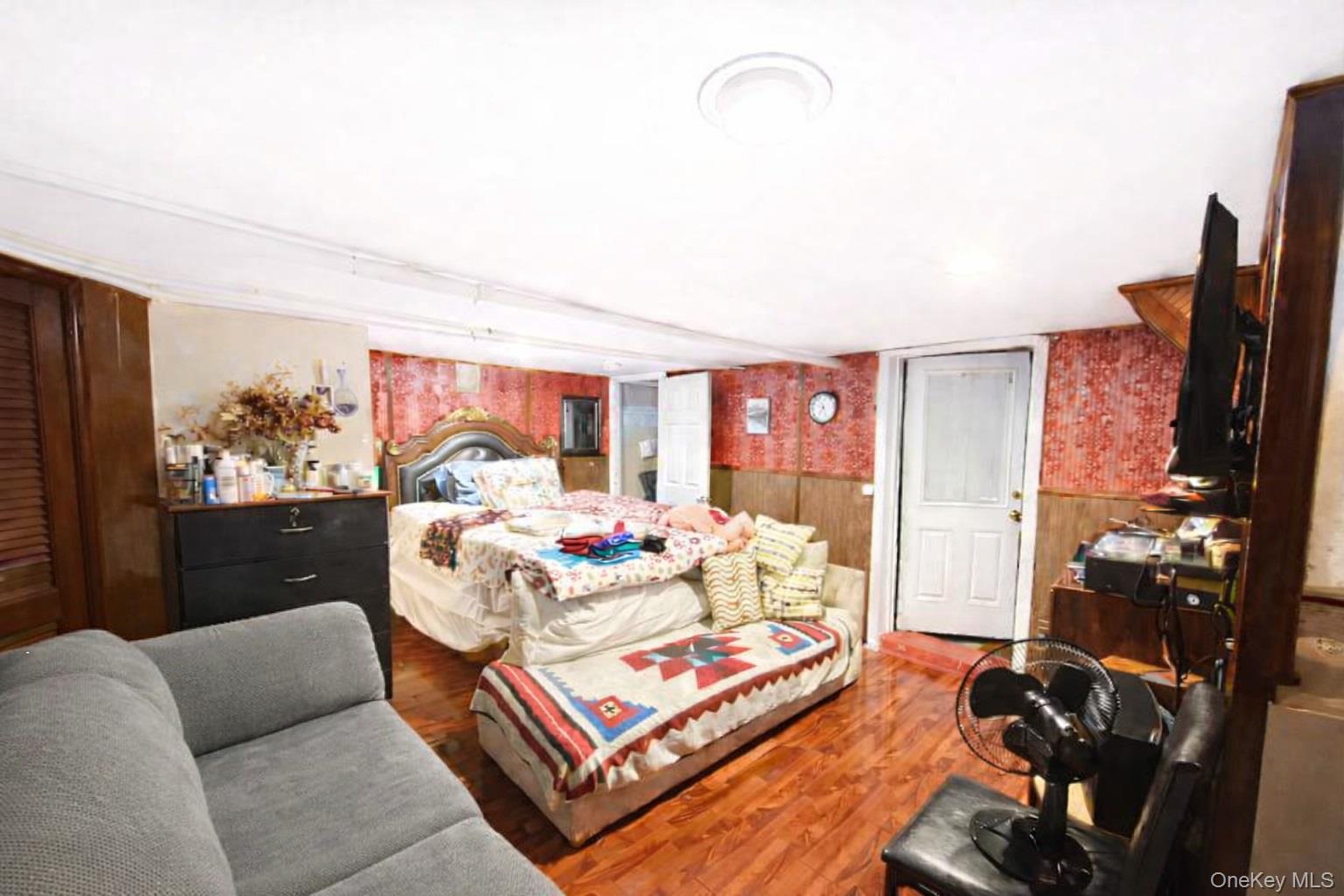17915 Selover Road Property Photo 5