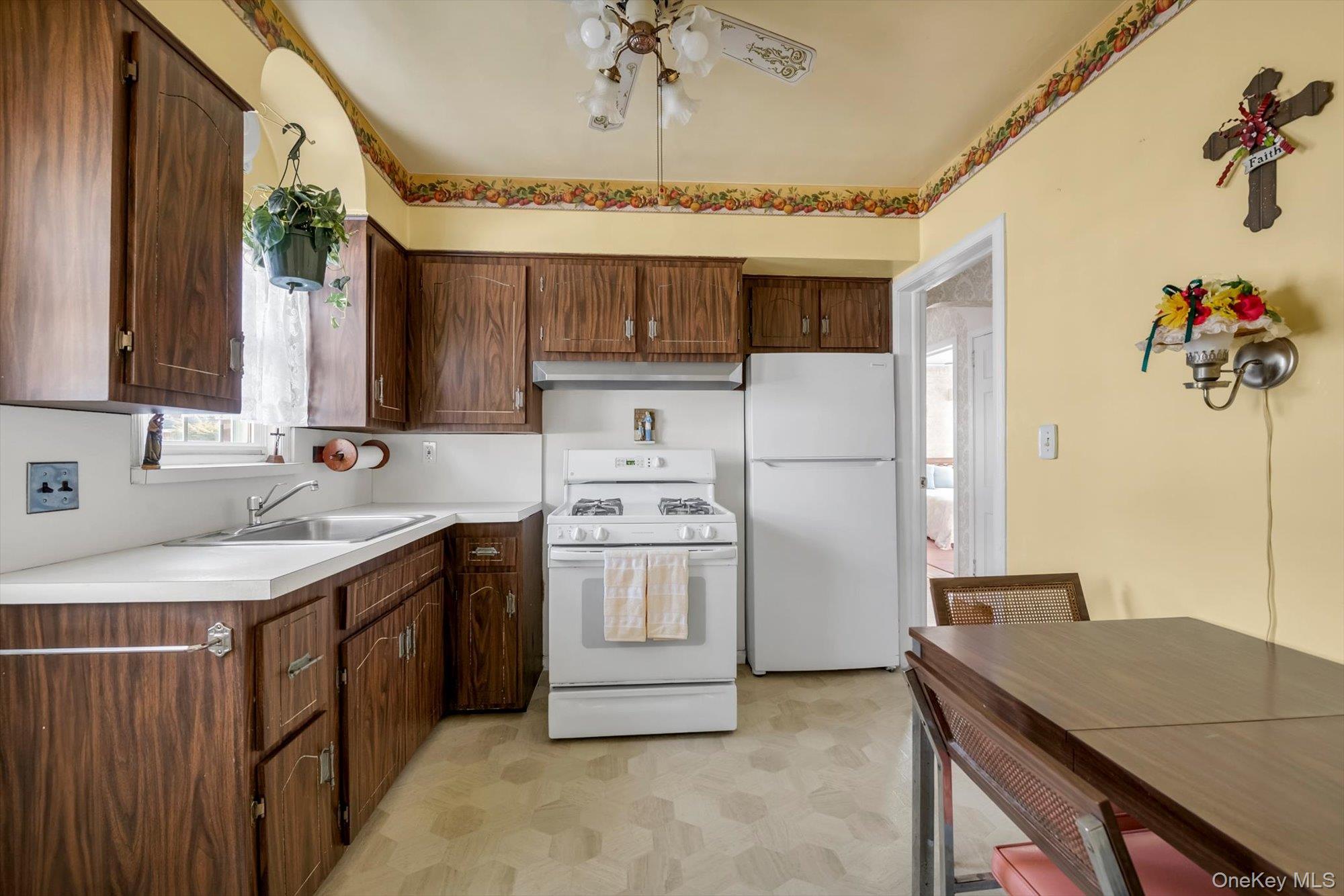60 Aberdeen Road Property Photo 7