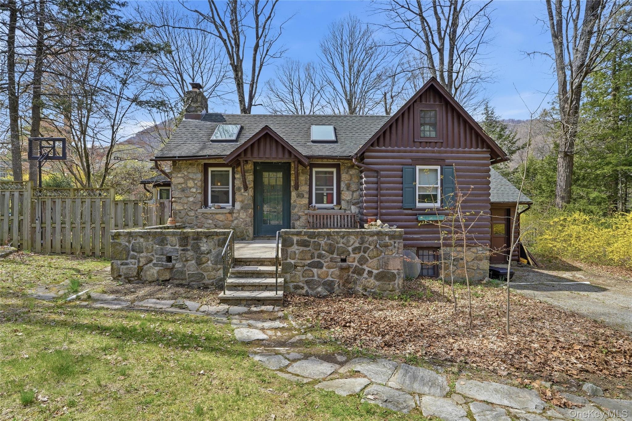 167 Highland Road Property Photo 1
